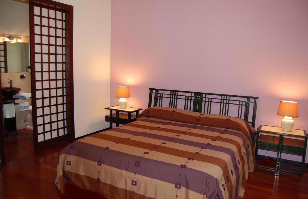 B&B Strasburgo Palermo Exteriör bild